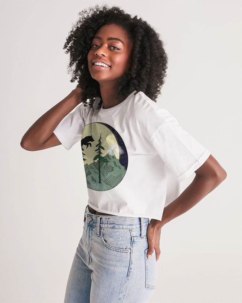 Tsuki Women's Lounge Cropped Tee